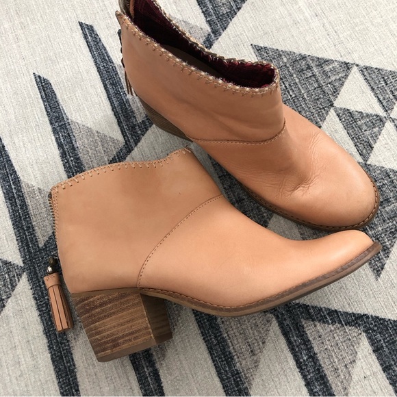 Toms Sand Leila Ankle Booties 6.5 - Picture 2 of 6